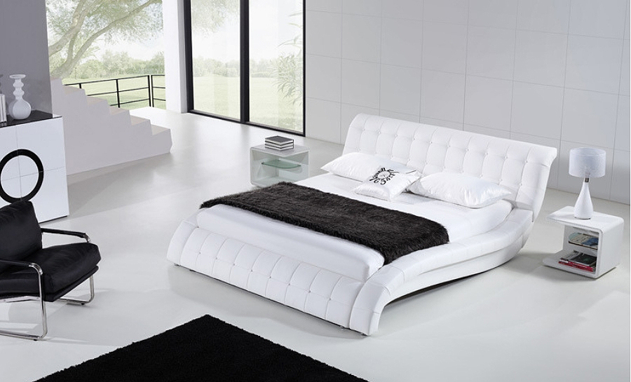 Leather Bed - Model 29